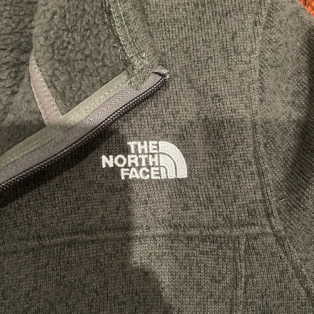 Woman's North Face Magy Sweater fleece full zip jacket NWOT - Picture 2 of 4